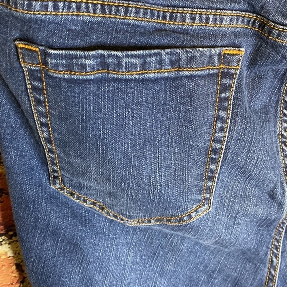 Women's Blue Jeans - Picture 13 of 15